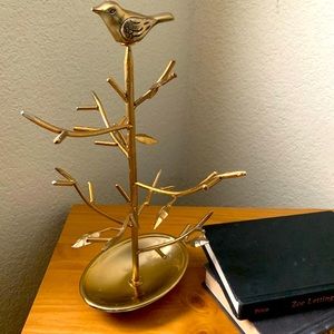 Threshold bird icon jewelry tree